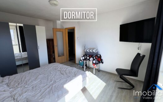 Apartament 2 camere de vânzare – Sarmisegetuza | Vizavi de cetate | Etaj 2